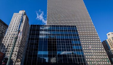 Federal building housing DHS and ICE in NYC evacuated following report of unknown powder