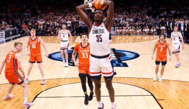 Illinois officially announces UCONN series