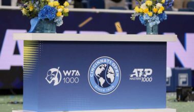 Play briefly suspended at Cincinnati Open due to power outage