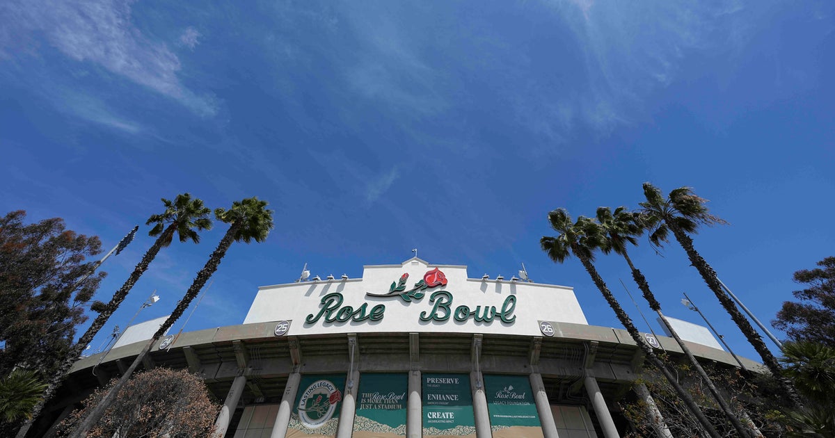 Pasadena police investigate alleged assault at Rose Bowl concert
