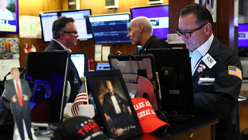 Jobs report, financial numbers warning signs for Trump economy