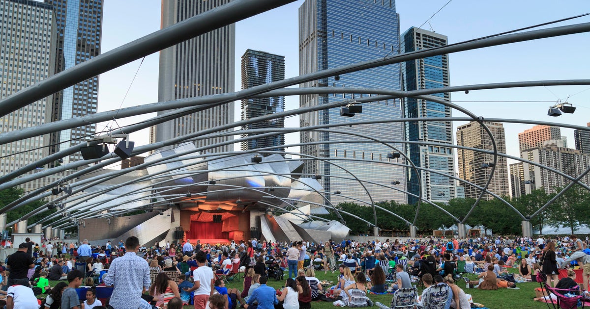 Broadway in Chicago hosting free concert at Millennium Park on Monday