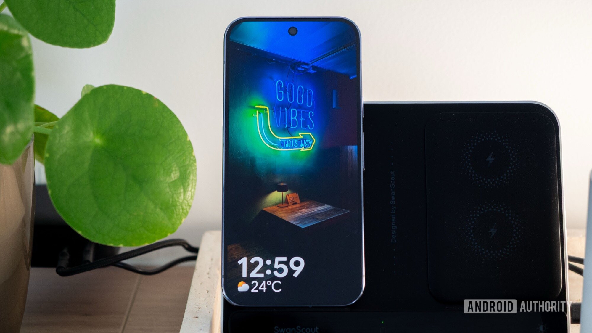 google pixel 10 pro screen saver photos