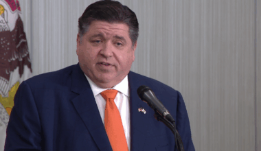Pritzker signs two laws against rogue towing companies, use of AI therapists
