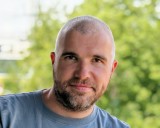 Honor Magic V5: main and telephoto cameras portrait samples - f/4.0, ISO 50, 1/180s - Honor Magic V5 review