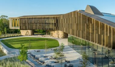 Giraffe stone wraps nonprofit building in Arkansas by Marlon Blackwell