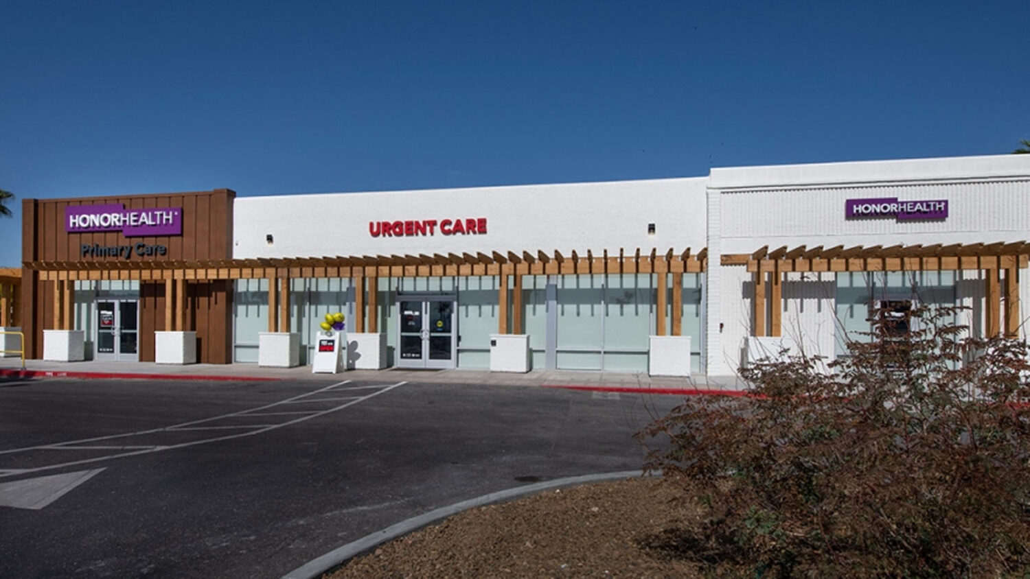 HonorHealth and Blue Cross Blue Shield of Arizona – aka AZ Blue – announced a last-minute deal ...