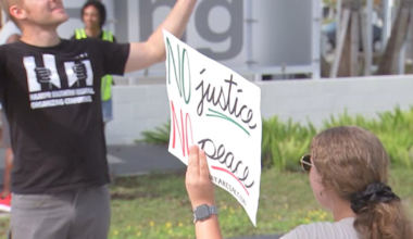 Family of Jacksonville man arrested in viral traffic stop rally against JSO – Action News Jax