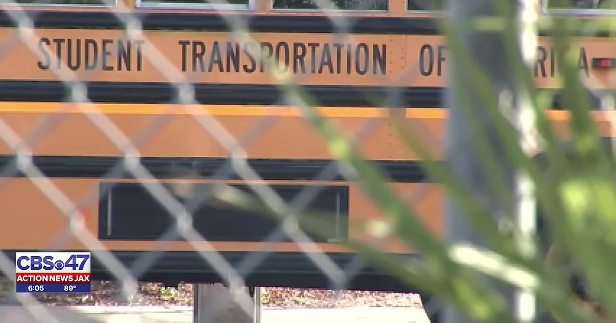 Jacksonville mother says she was left without updates during 3-hour bus delay – Action News Jax