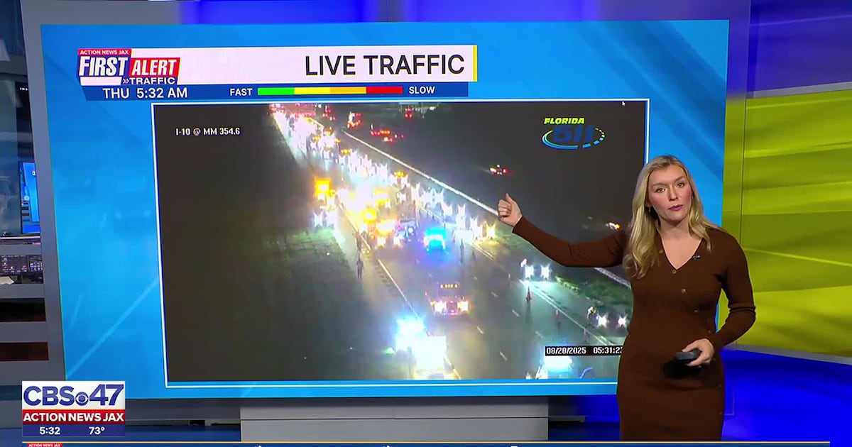 Deadly accident on I-10 near downtown Jacksonville, expect heavy delays