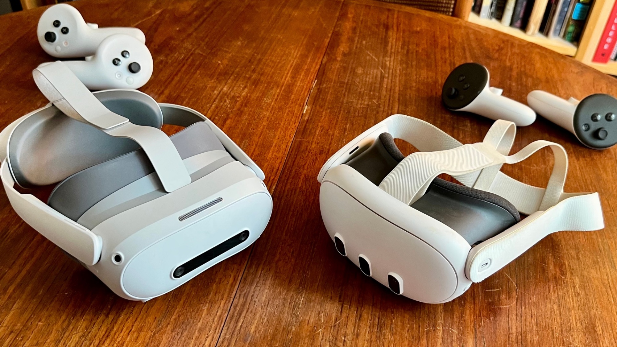 Meta Quest 3 and Pico 4U