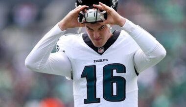 Tanner McKee injury update: Eagles quarterback suffered fractured thumb