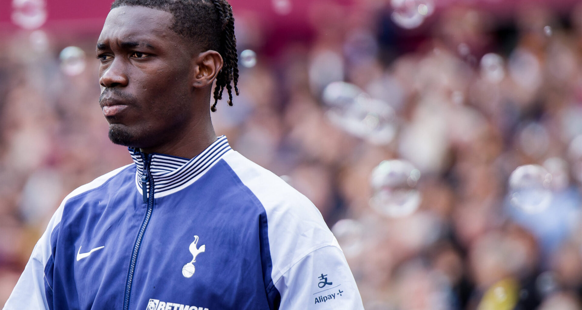 Tottenham Hotspur Midfielder Set to Leave Club Imminently