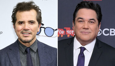 John Leguizamo Slams 'Loser' Dean Cain For Joining ICE