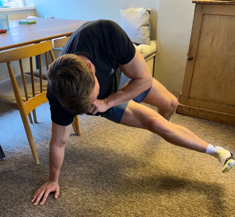 ryan dabbs chris hemsworth workout