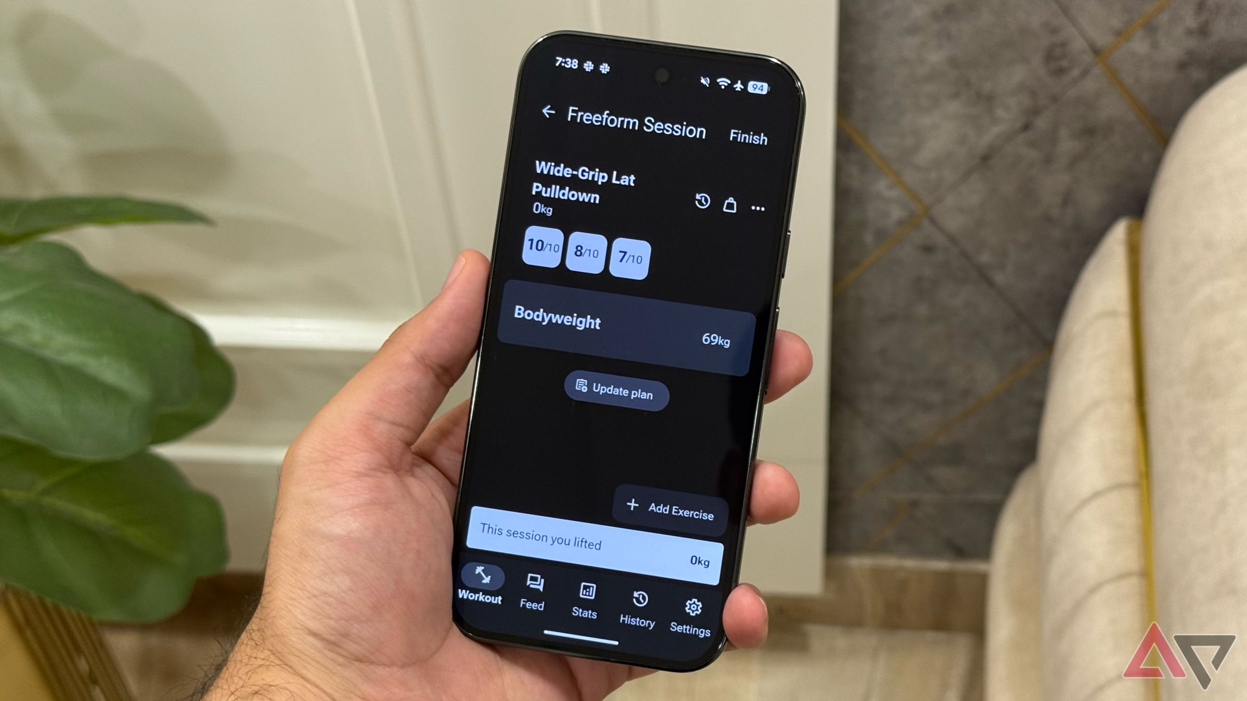 Hands-on with the LiftLog app on an Android phone