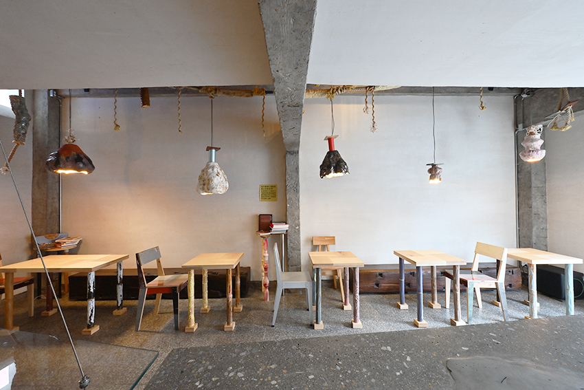 SHAWADS weaves maritime heritage into quanzhou local fish coffee's ocean-like interior