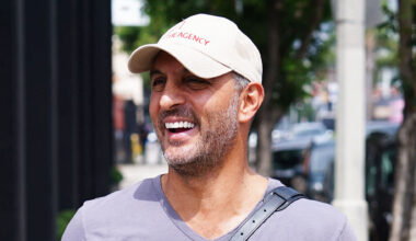 Get a Look Inside Mauricio Umansky’s Home (PHOTOS)