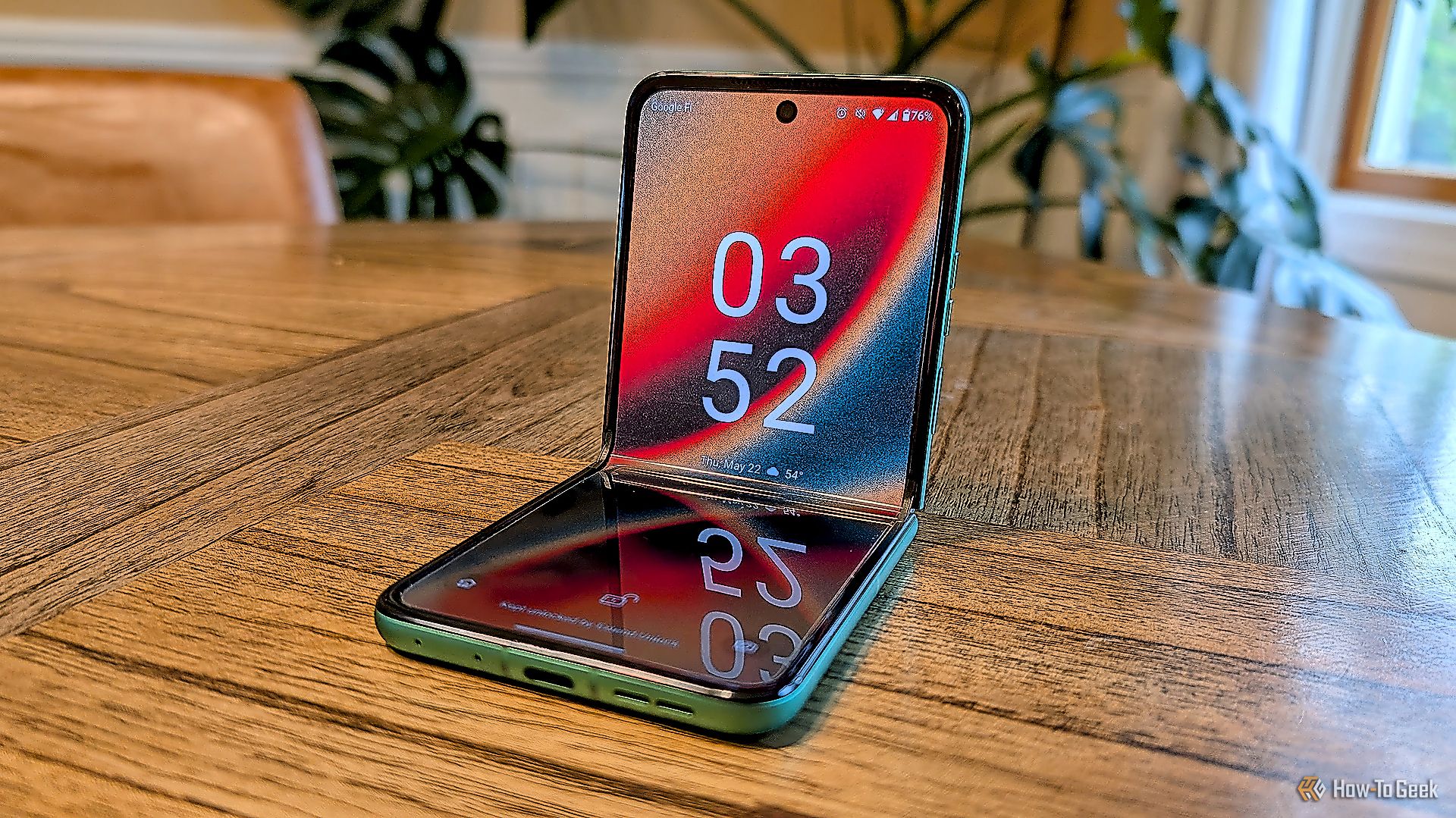Moto Razr 2025 7