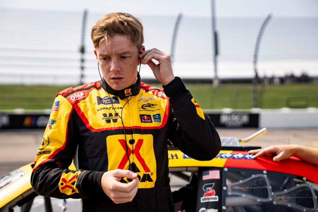 NASCAR Fans Accuse Connor Zilisch of Employing Fernando Alonso’s Controversial Corner-Cutting Tactic in Portland
