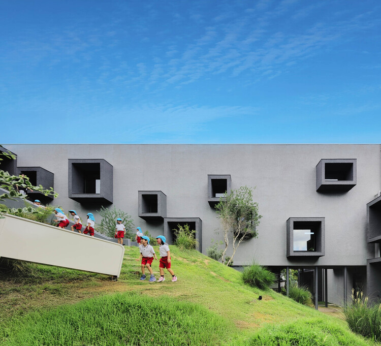A Natural Childhood: How Architecture Connects Landscape, Culture, and Play - Image 15 of 26