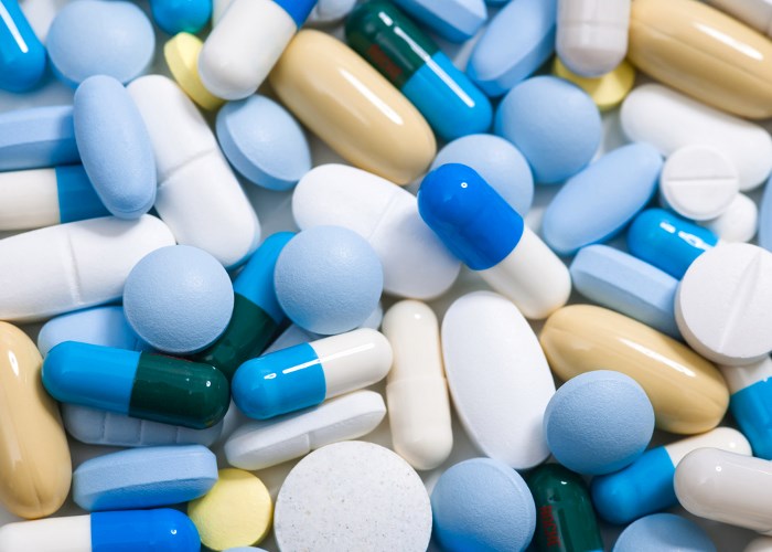Public urged not to purchase medicines online - Highland Radio