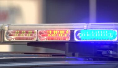 2 dead following early morning west Phoenix crash: PD