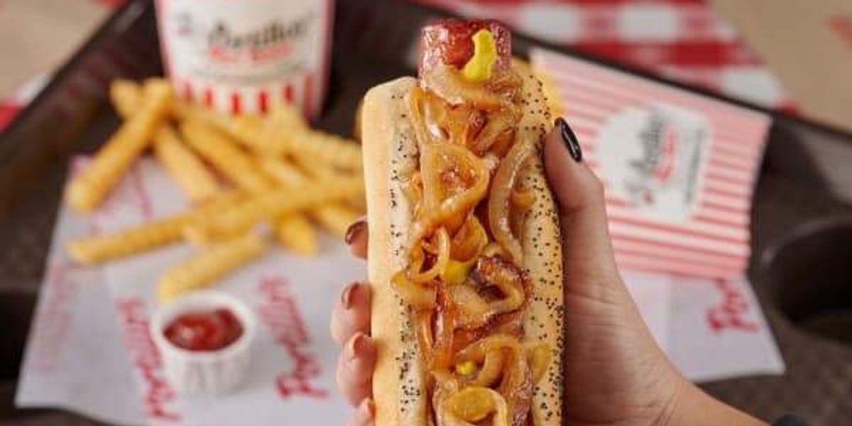 Chicago hot-dog chain Portillo's to open location in Dallas