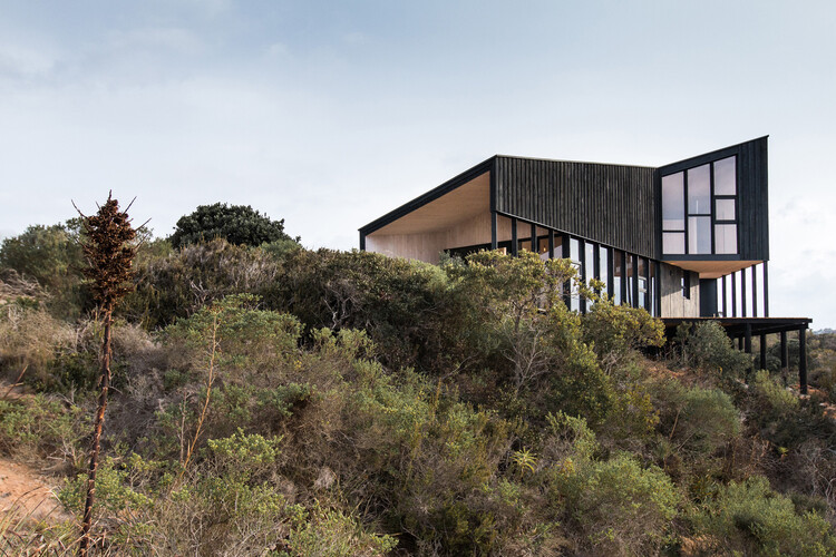 Reflecting on Territory, Topography, and Landscape: Discover WHALE!’s Projects in Chile - Image 1 of 61