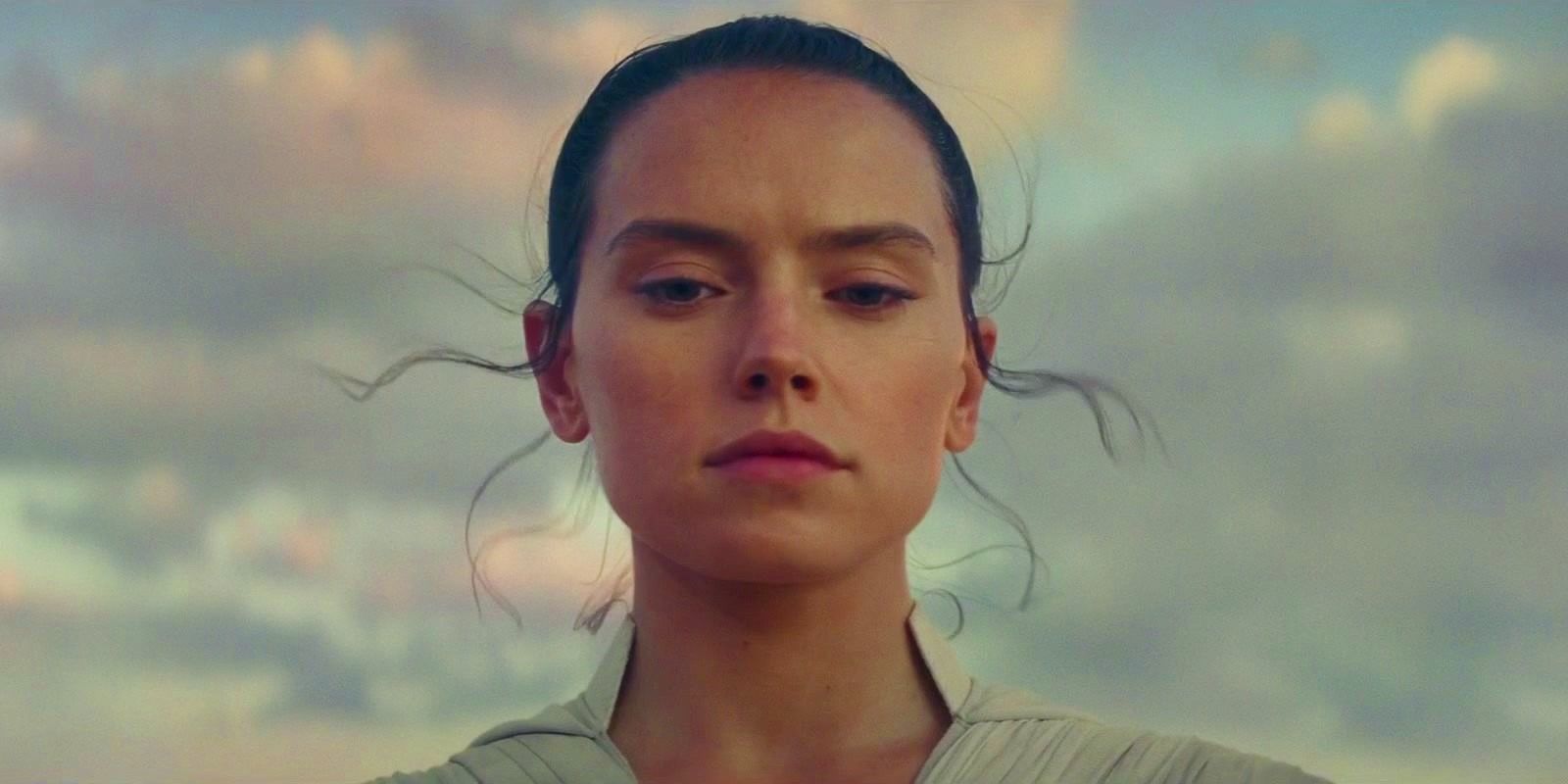 Rey looking down seriously in Star Wars: The Rise of Skywalker
