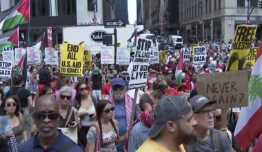 Hundreds join "Stop Starving Gaza" march in New York City