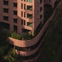 Satguru’s Rendezvous / Nudes - Exterior Photography