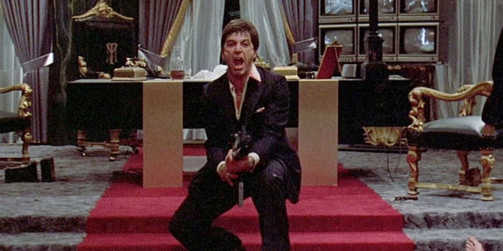 Tony Montana firing his machine gun in Scarface - 1983 (12)