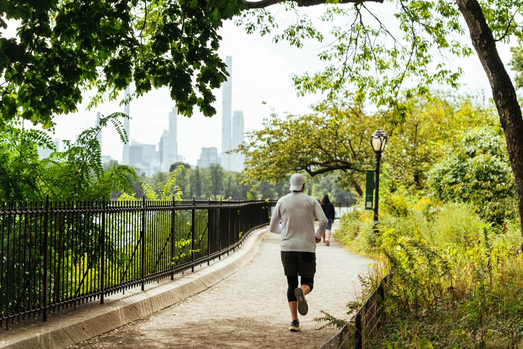 NYC Labor Day weekend weather forecast gives prelude to fall