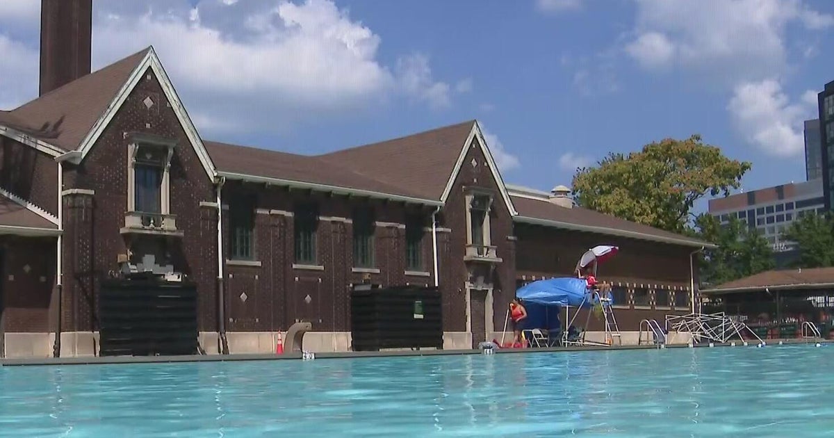Chicago Park District to keep 19 pools open through Labor Day, some in high heat communities