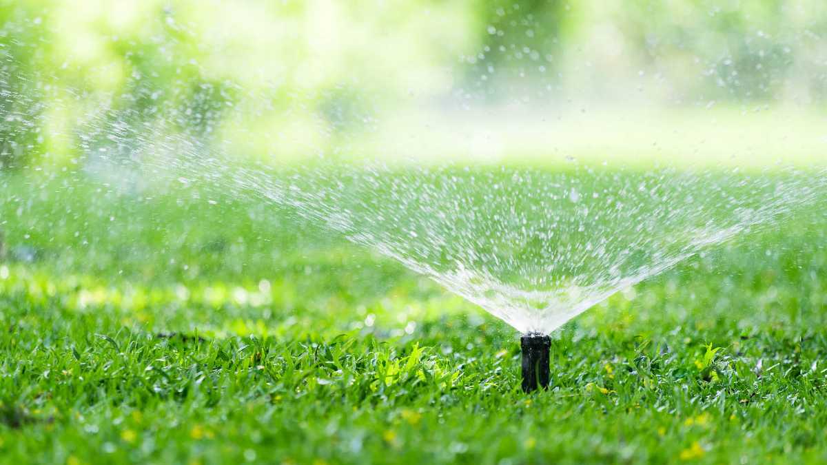 South Berwick water district issues water emergency