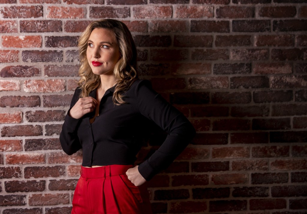 Homegrown comedian Taylor Tomlinson returns – San Diego Union-Tribune
