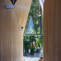 The Chapel Jewel-Box Intervention / Vinklu - Image 4 of 18