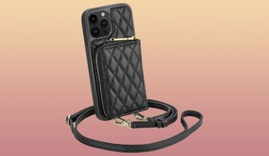This Crossbody Phone Case Is Travel Writer-approved