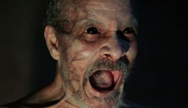 It Comes at Night Is the Scariest Horror Movie of the Century, Yet It Doesn't Have a Single Monster, Slasher, or Killer
