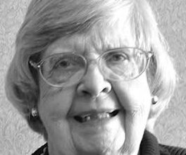 Louise Howe Obituary - Chicago, IL (2001-2025)