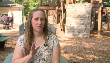 Doc tells parents to 'wait as long as you can' before buying phones for kids