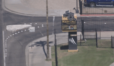 Witnesses describe moments before deadly Maryvale High School classroom stabbing