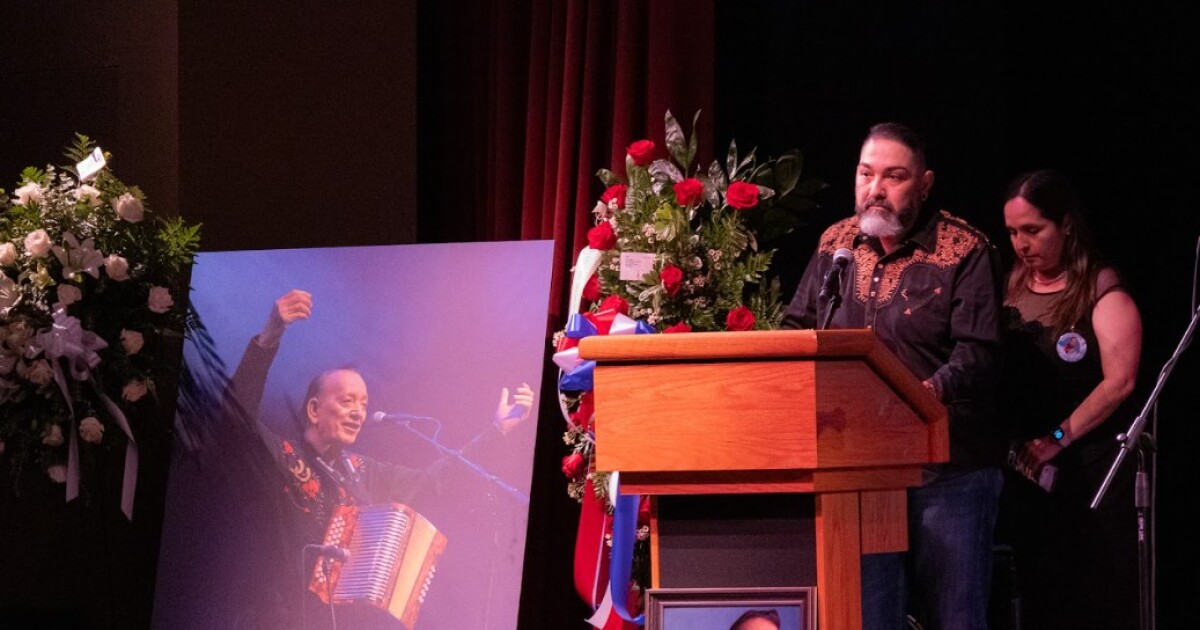 A musical farewell for San Antonio legend Flaco Jiménez
