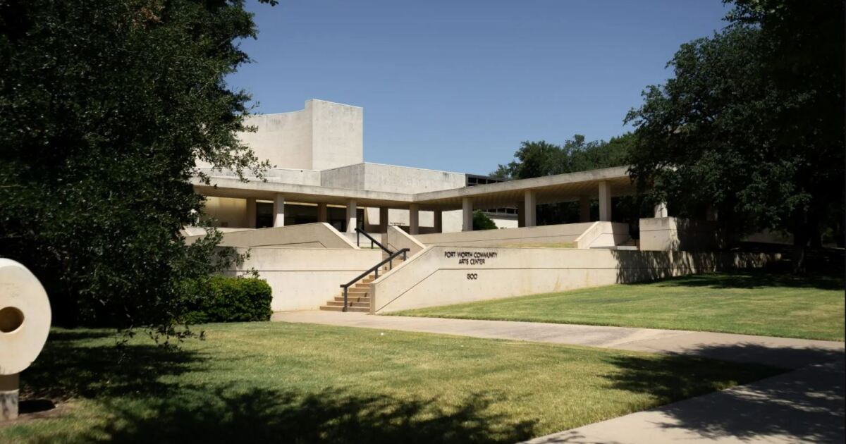 Fort Worth artists worry about lost opportunities for young talent since center’s closure