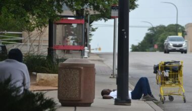 Fort Worth to extend housing, mental health services to homeless residents