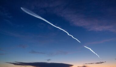 Listen for a sonic boom and watch for a jellyfish-like plume tonight after SpaceX launch - LAist