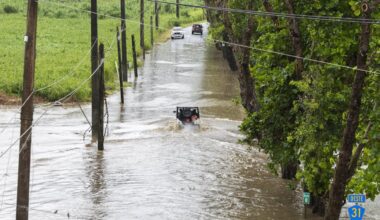 Hurricane Erin weakens to Category 3
