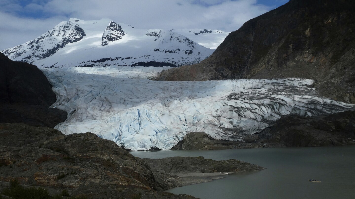 Juneau residents urged to evacuate as Alaska’s Mendenhall Glacier releases floodwater