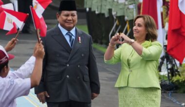 Peru and Indonesia leaders meet to boost economic ties